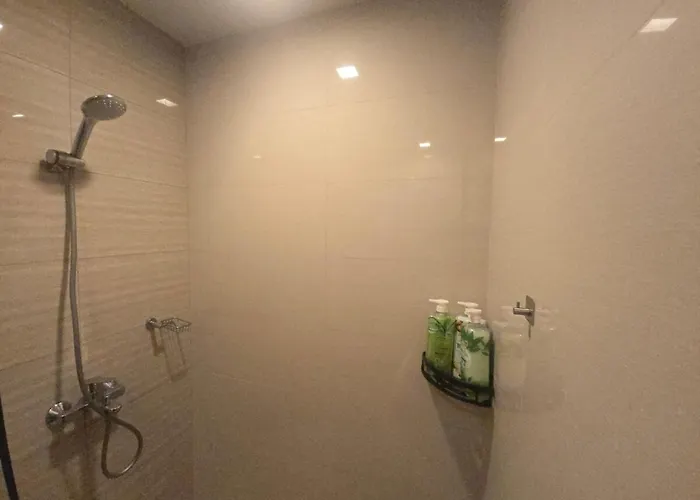 Bgc Uptown Parksuites Cosy 1 Bedroom With Balcony 300mbps Wifi Apartment Manila