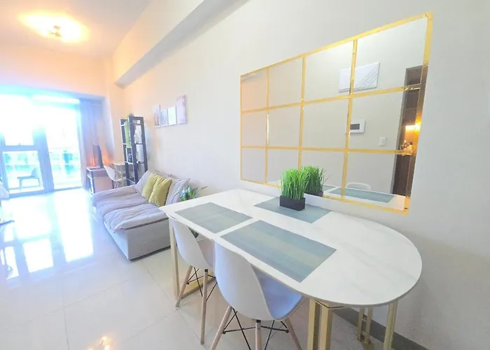 Bgc Uptown Parksuites Cosy 1 Bedroom With Balcony 300mbps Wifi * Manila