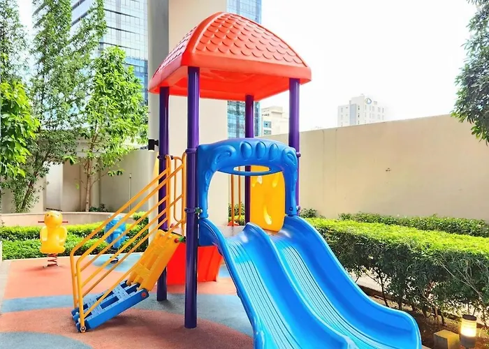 Bgc Uptown Parksuites Cosy 1 Bedroom With Balcony 300mbps Wifi Apartment *